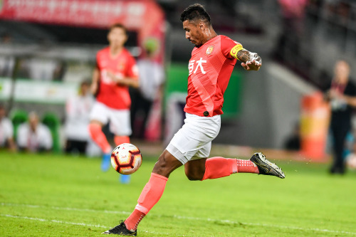 萨克拉门托国王训练开放日，今晚完成体检引欢呼，中超在即，球探报告显示潜力的简单介绍